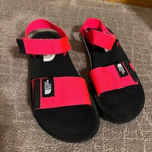 The North Face Women’s Coral Adjustable Strap Sandals